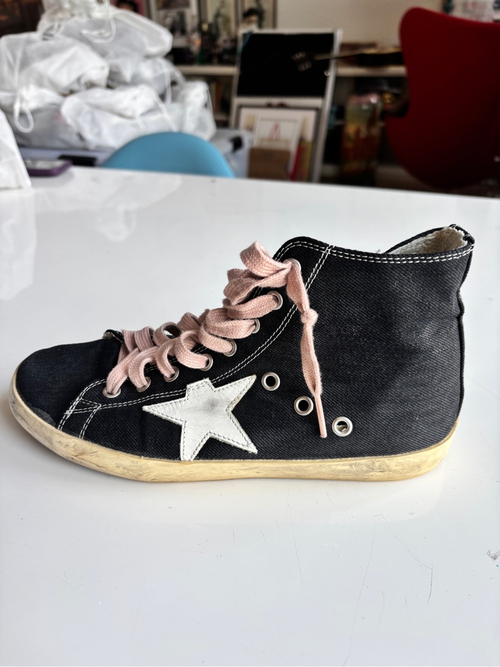 Golden Goose Black High-Top Sneaker with White Star and Pink Laces - Picture 1 of 7